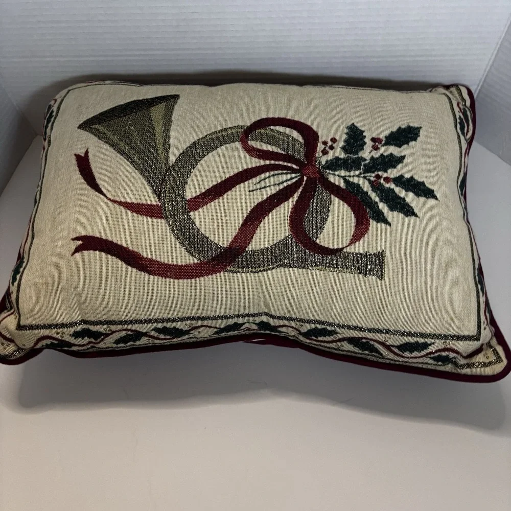 Tapestry  Pillow Christmas French Horn Holly 16 x 12 Lot Of 3 Table Runner 13x70
